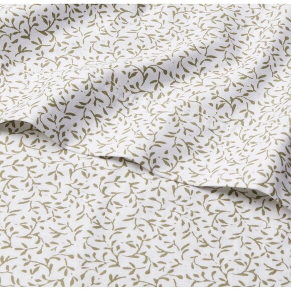 Threshold Queen Size 100% Cotton Sateen Olive Green Vine Print 4 Piece Sheet Set - Picture 3 of 6